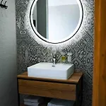 Aparthotel Brick House