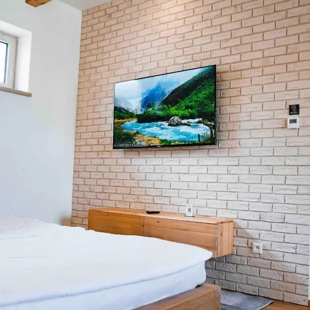Brick House 3*
