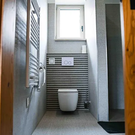 Brick House شقة فندقية نيترا