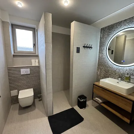شقة فندقية Brick House