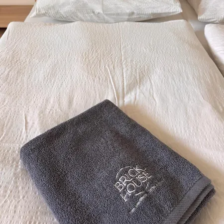 Brick House 3* Nitra