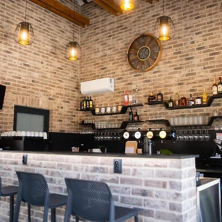 Brick House 3*